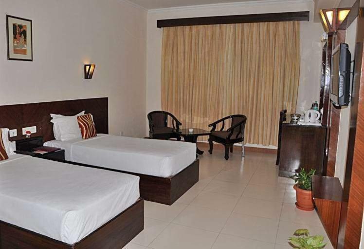 Hotel Rudra Continental Rudrapur Exterior photo